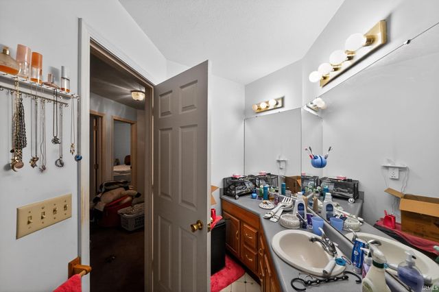 11288 Shadylane Drive, Plymouth, IN 46563