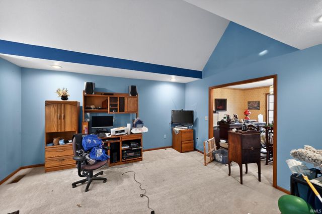 11288 Shadylane Drive, Plymouth, IN 46563