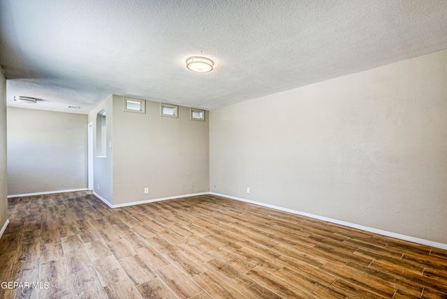 5040 SIERRA MADRE Drive, El Paso, TX 79904