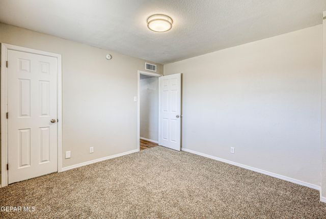 5040 SIERRA MADRE Drive, El Paso, TX 79904