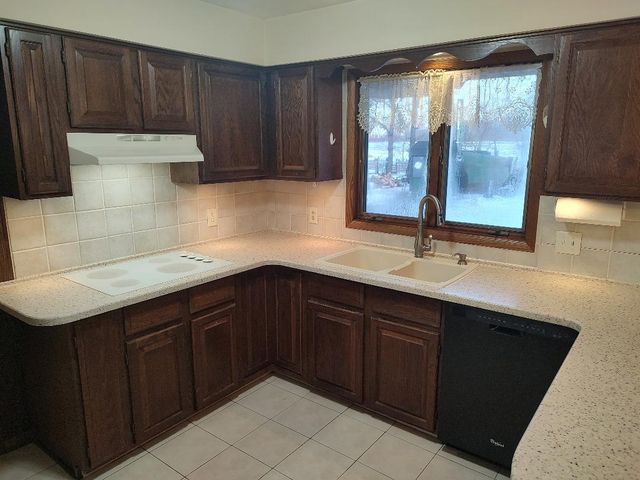 16565 14 Mile Road, Battle Creek, MI 49014