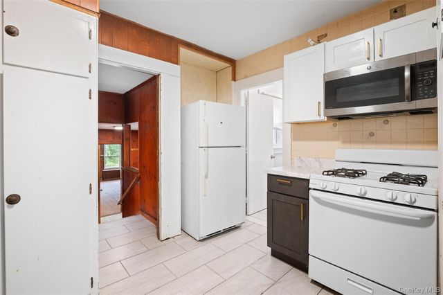 5 Lincoln Street, Sloatsburg, NY 10974