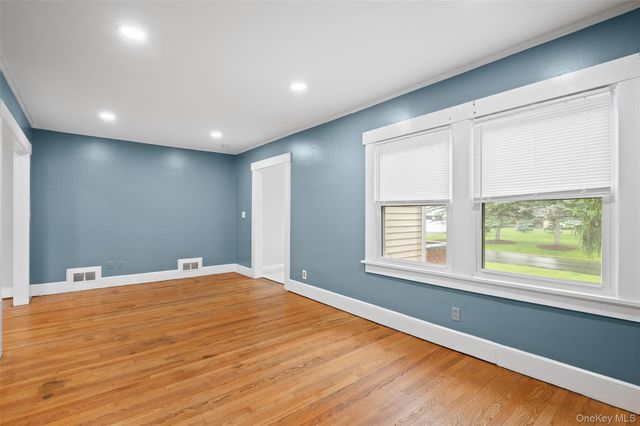 5 Lincoln Street, Sloatsburg, NY 10974