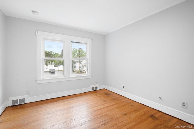 5 Lincoln Street, Sloatsburg, NY 10974