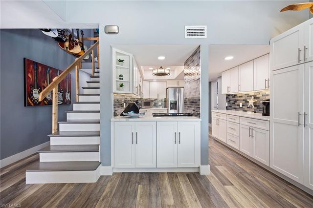 4904 Vincennes ST 204, Cape Coral, FL 33904