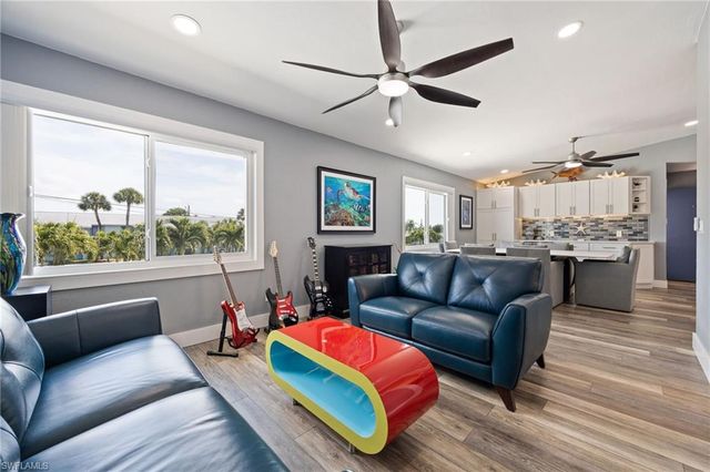 4904 Vincennes ST 204, Cape Coral, FL 33904