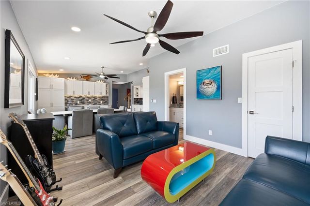 4904 Vincennes ST 204, Cape Coral, FL 33904