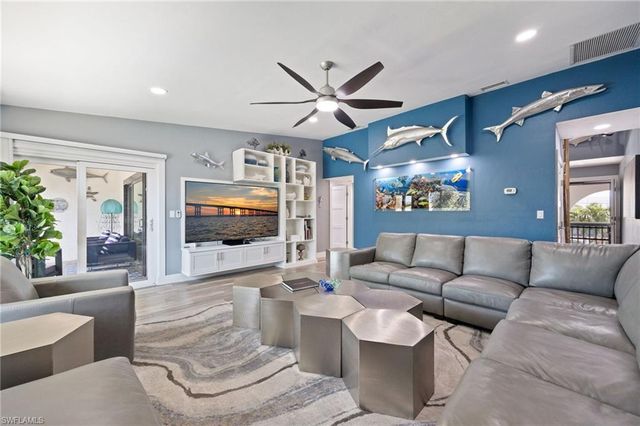 4904 Vincennes ST 204, Cape Coral, FL 33904