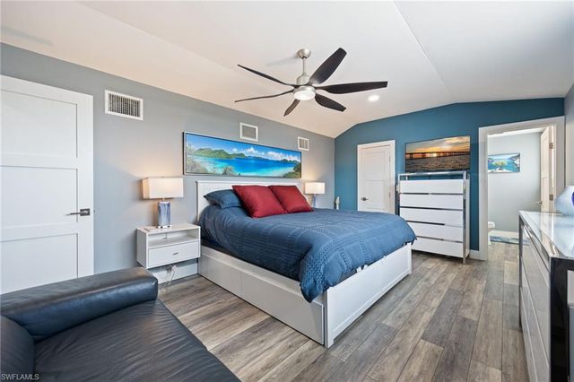 4904 Vincennes ST 204, Cape Coral, FL 33904