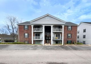 7507 Triwoods Drive J, St Louis, MO 63119