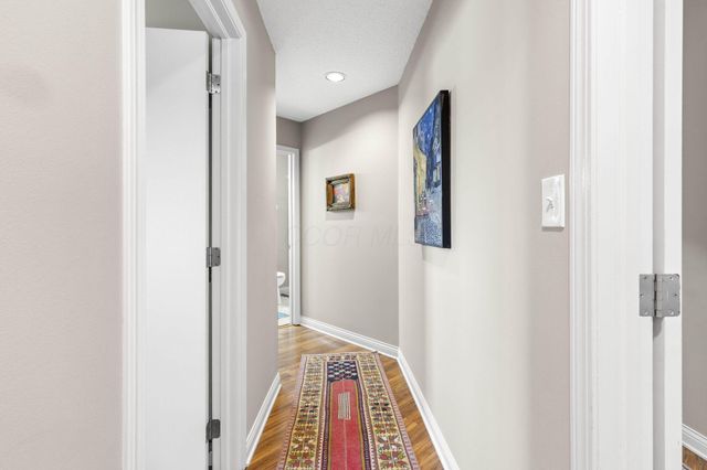 6031 Cromdale Drive, Dublin, OH 43017