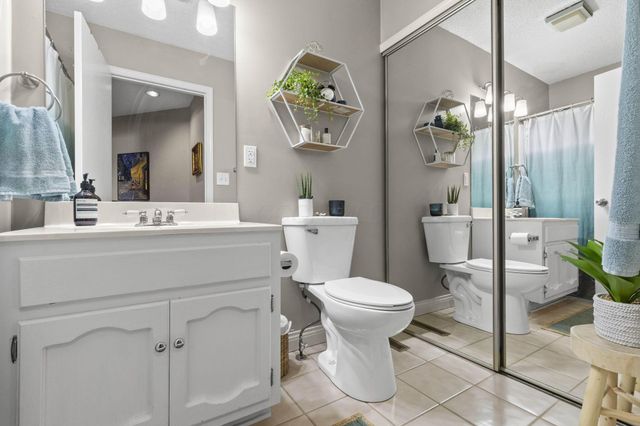 6031 Cromdale Drive, Dublin, OH 43017