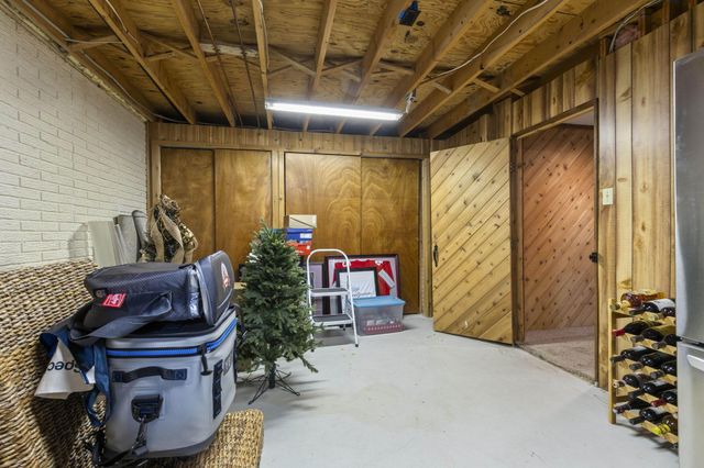 6031 Cromdale Drive, Dublin, OH 43017