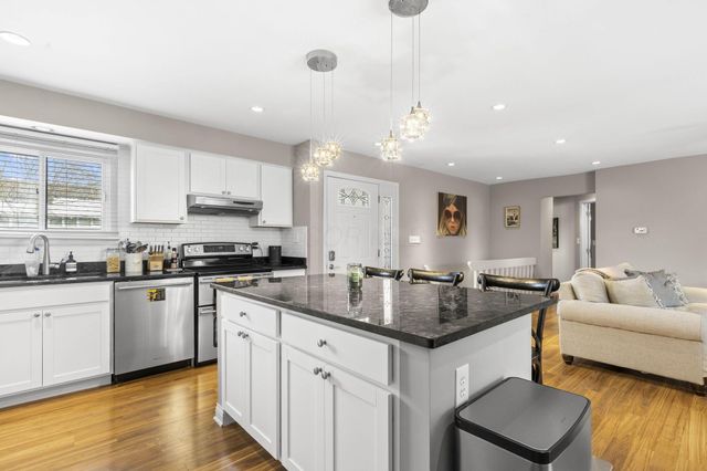 6031 Cromdale Drive, Dublin, OH 43017