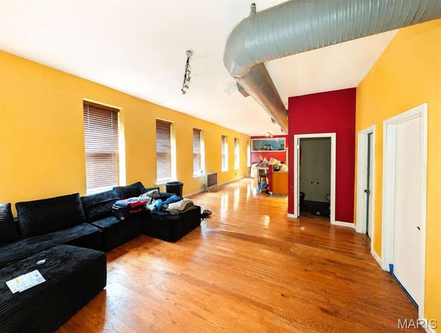 2801 Lemp Avenue B2, St Louis, MO 63118