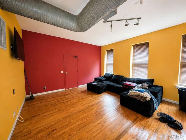 2801 Lemp Avenue B2, St Louis, MO 63118