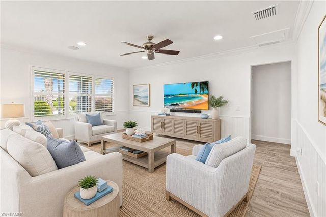 10647 Tiki CT, Estero, FL 33928