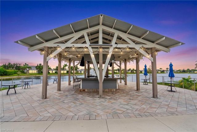 10647 Tiki CT, Estero, FL 33928