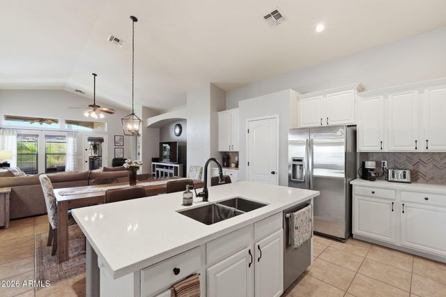 3569 E MORELOS Court, Gilbert, AZ 85295