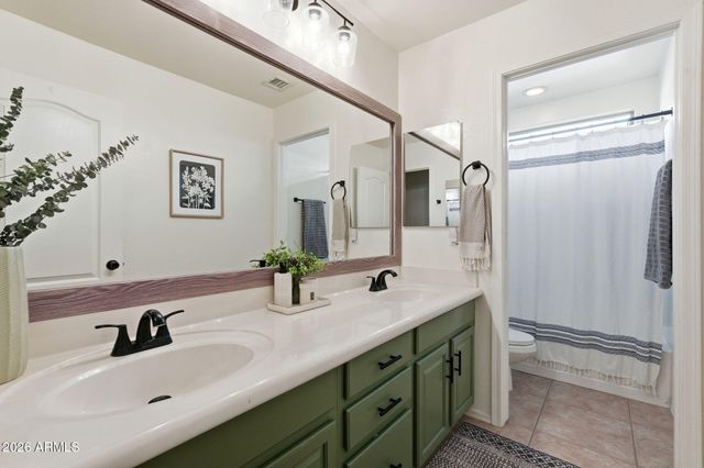 3569 E MORELOS Court, Gilbert, AZ 85295