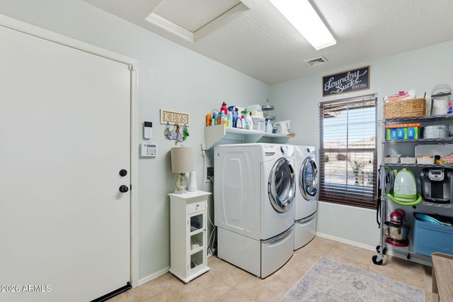 3569 E MORELOS Court, Gilbert, AZ 85295