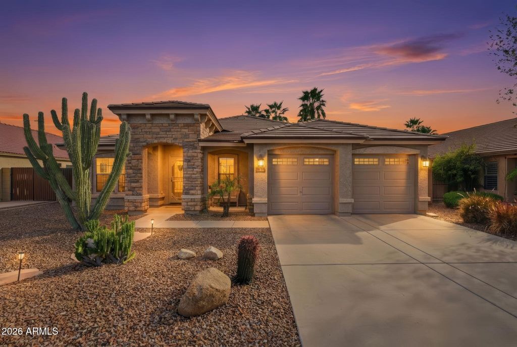 3569 E MORELOS Court, Gilbert, AZ 85295