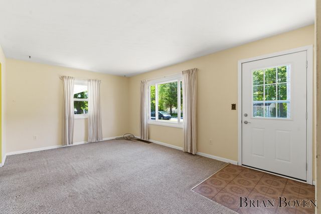 197 Carrie Street, Sparta, MI 49345