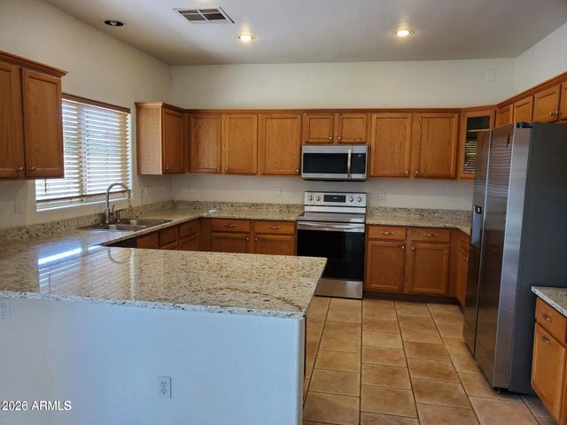 1853 E SHANNON Street, Chandler, AZ 85225