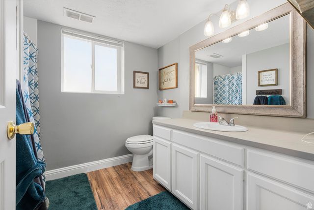 1410 W 750 S, Clearfield, UT 84015