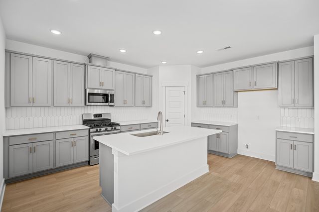 2155 Rock Chimney Rd, Gallatin, TN 37066