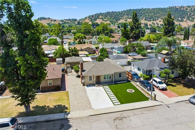 1656 Vejar, Pomona, CA 91766