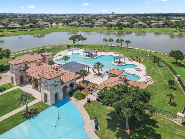 2406 Santiago Lane, League City, TX 77573