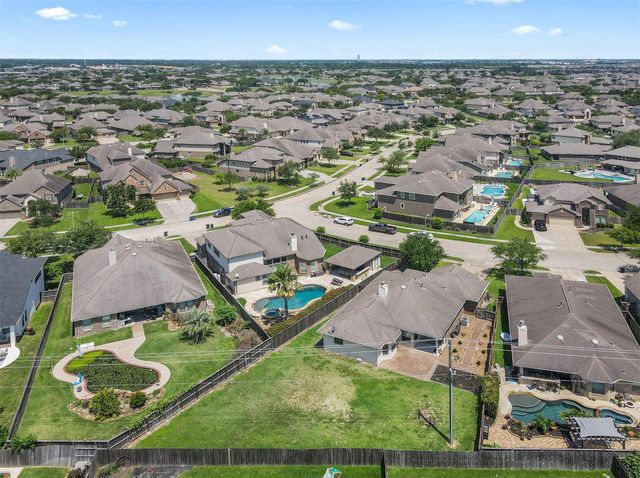 2406 Santiago Lane, League City, TX 77573