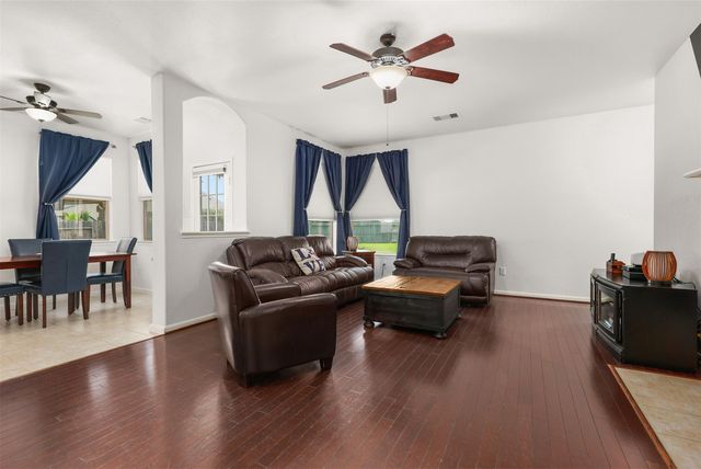 2406 Santiago Lane, League City, TX 77573
