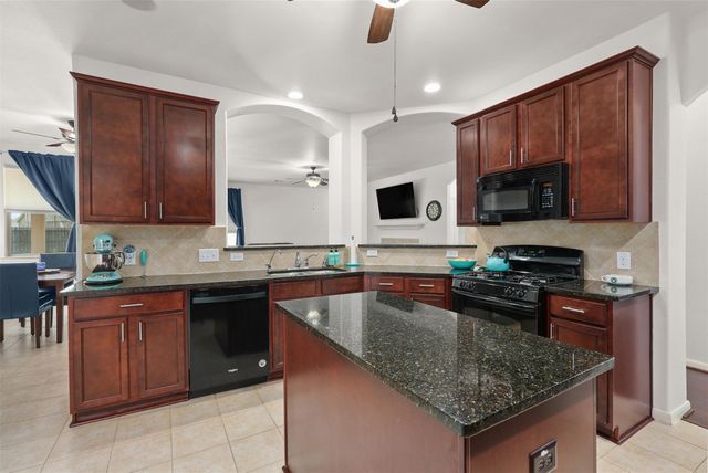 2406 Santiago Lane, League City, TX 77573