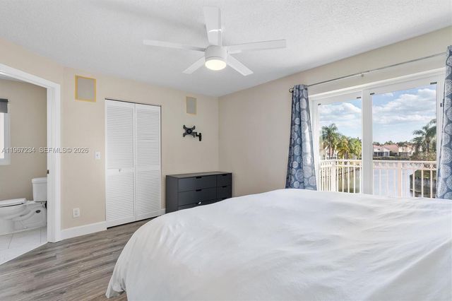 1054 SE 6th Ave, Dania Beach, FL 33004