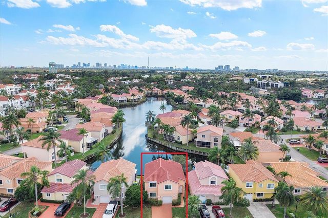 1054 SE 6th Ave, Dania Beach, FL 33004