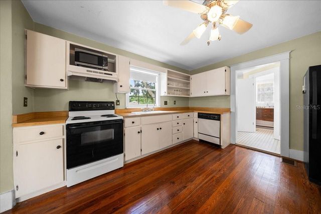 319 CARNATION COURT, Apopka, FL 32703