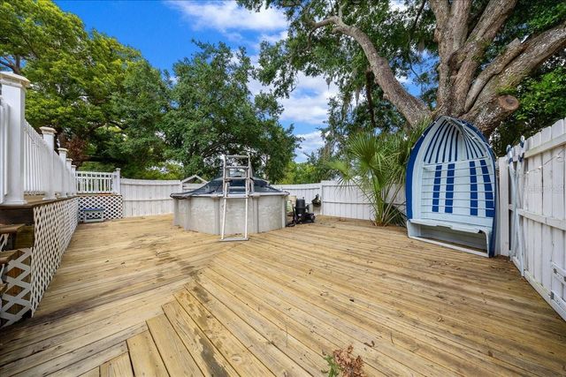 319 CARNATION COURT, Apopka, FL 32703