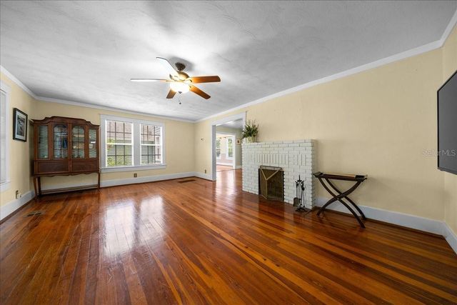 319 CARNATION COURT, Apopka, FL 32703