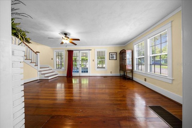 319 CARNATION COURT, Apopka, FL 32703