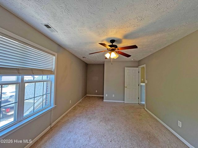 5508 Rising Ridge Drive, Hope Mills, NC 28348