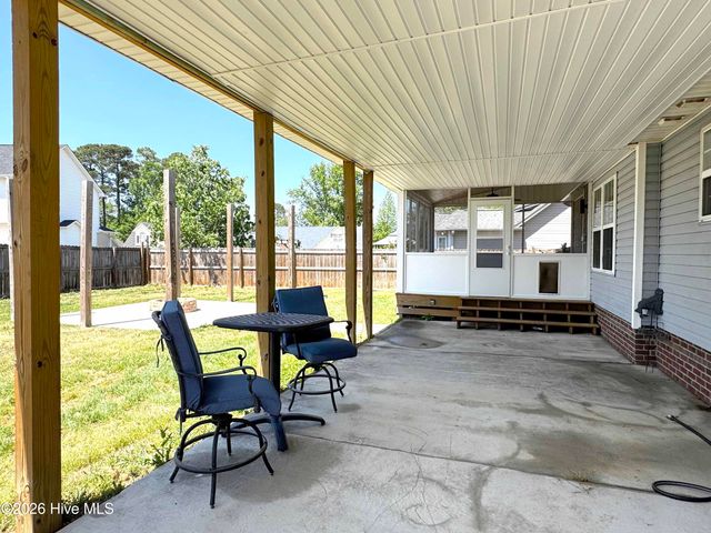 5508 Rising Ridge Drive, Hope Mills, NC 28348