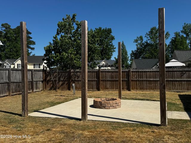 5508 Rising Ridge Drive, Hope Mills, NC 28348