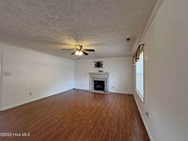 5508 Rising Ridge Drive, Hope Mills, NC 28348