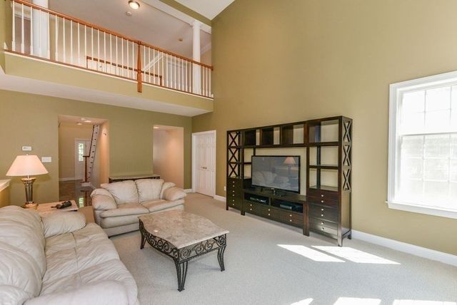 39 Whitehall Way, Bellingham, MA 02019