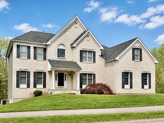 39 Whitehall Way, Bellingham, MA 02019