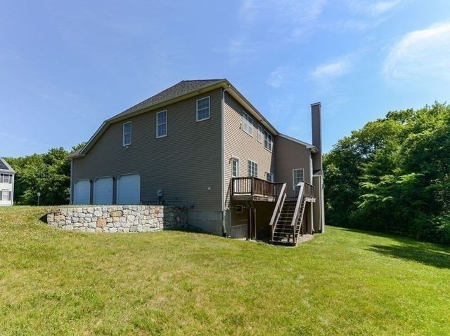 39 Whitehall Way, Bellingham, MA 02019