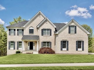 39 Whitehall Way, Bellingham, MA 02019