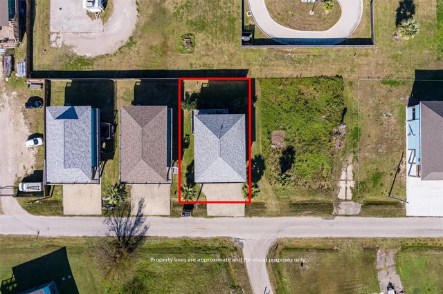 2569 Palm Drive, Port Bolivar, TX 77650